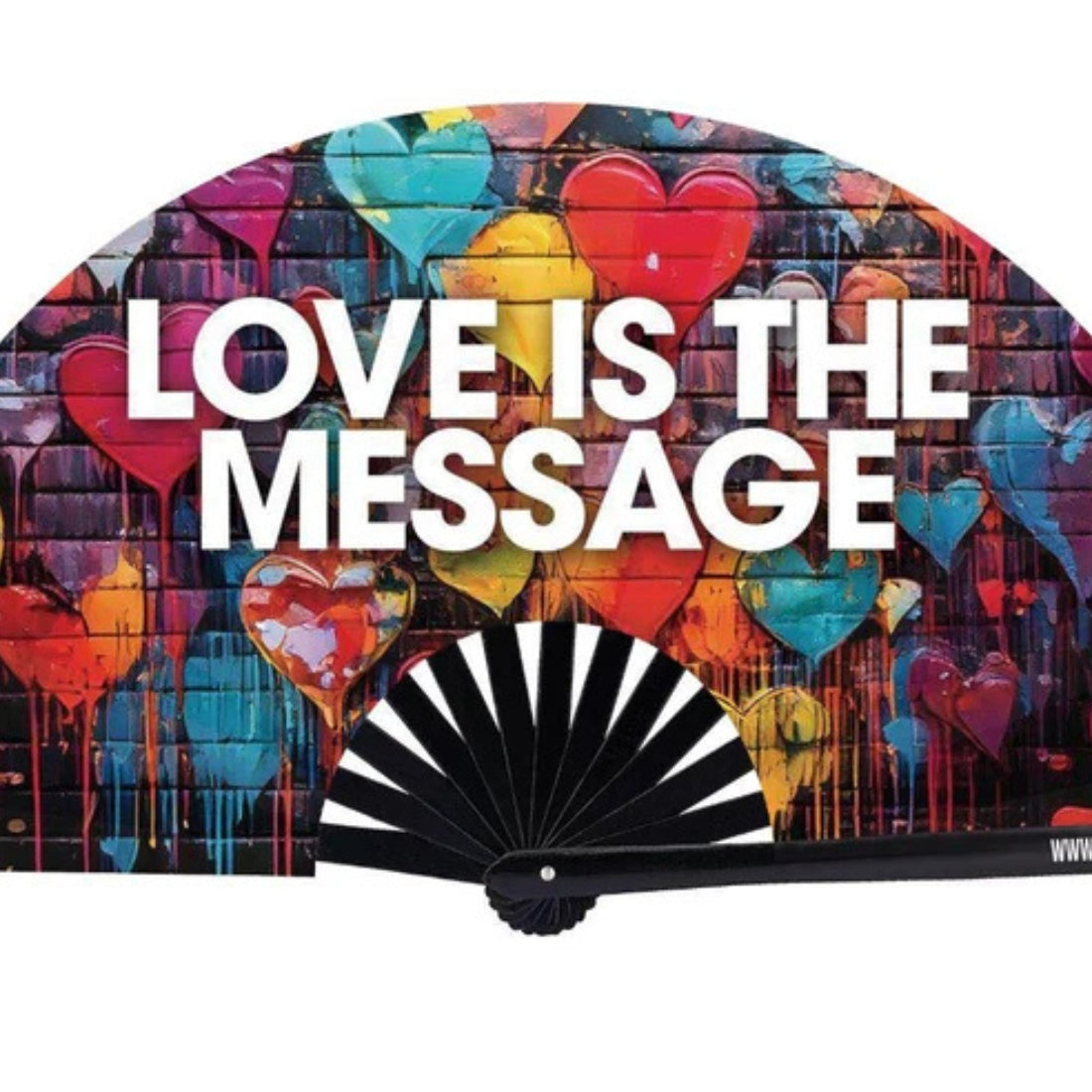 XL handwaaier met de tekst Love is the message. De perfecte accessoires voor gay festivals en te koop bij Flavourez.