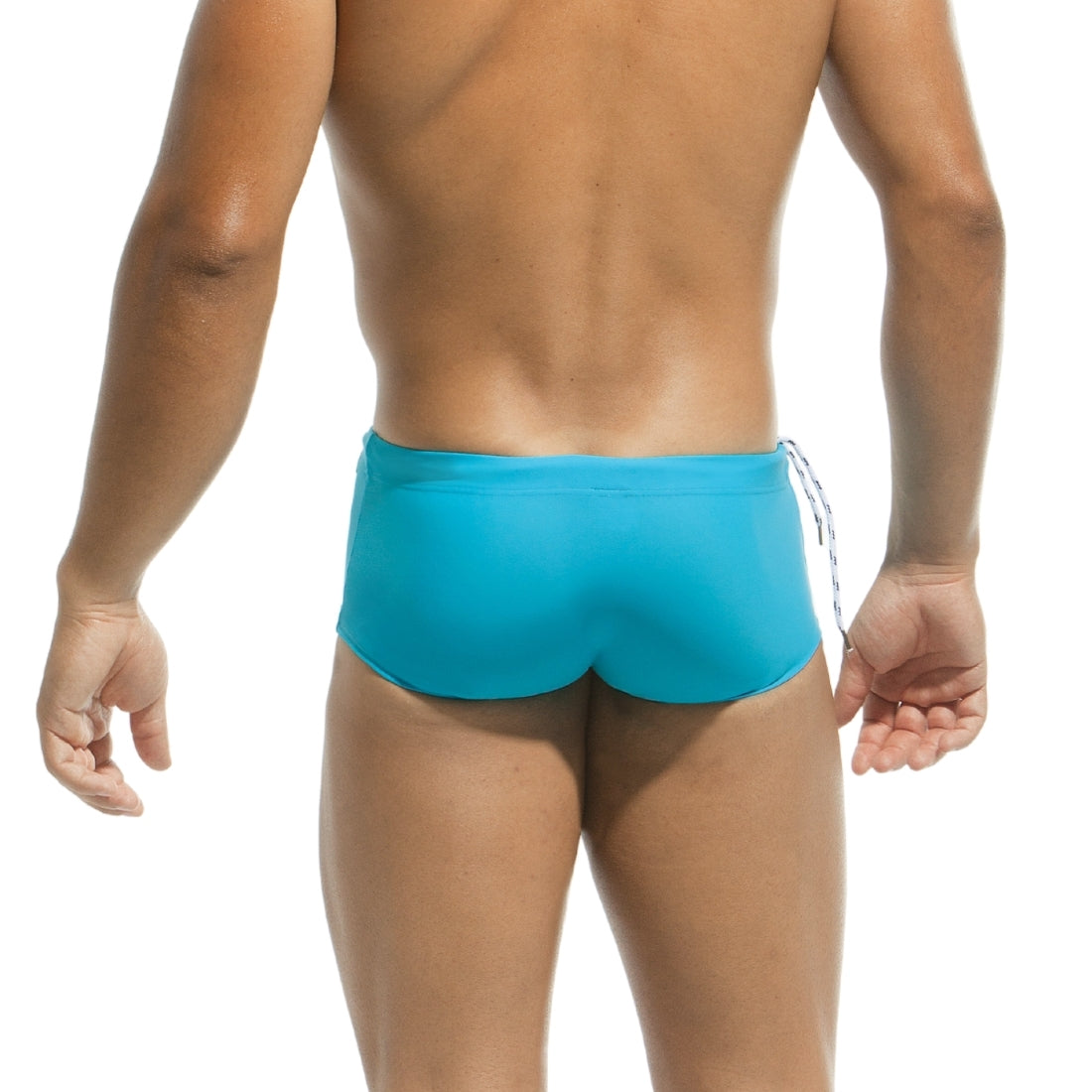 Populaire Brazilian cut zwemboxer in aquablauw. Ontworpen door Modus Vivendi voor gay mannen en te koop bij Flavourez