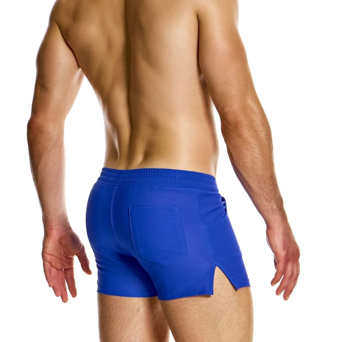 Blauwe, sportieve short ontworpen door Modus Vivendi voor gay mannen en te koop bij Flavourez.