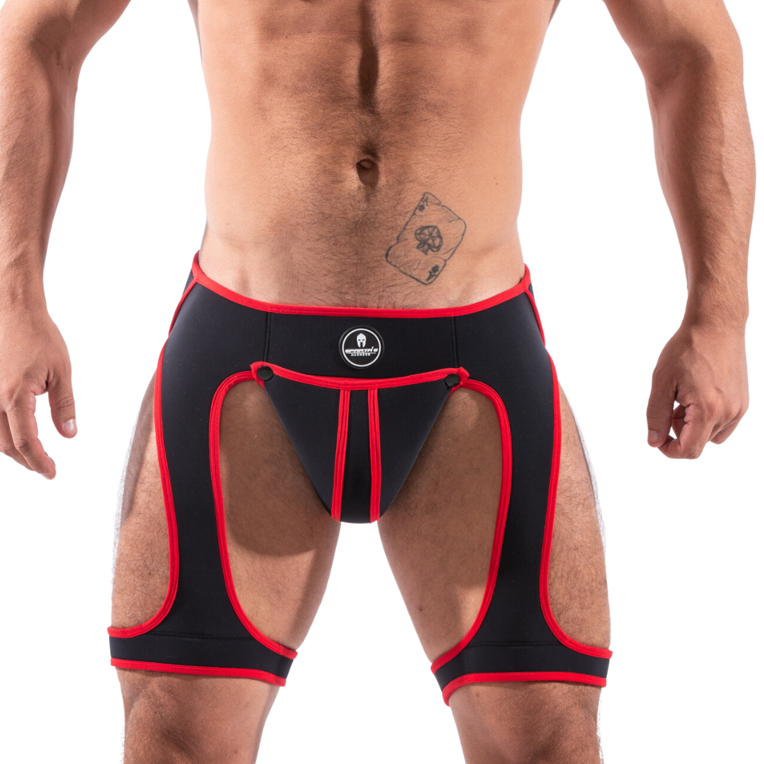 Sexy Rood en zwarte jockstrap met beenharnas, ontworpen door het Italiaanse modehuis Sparta’s Harness. Perfect voor gay mannen en te koop bij Flavourez.