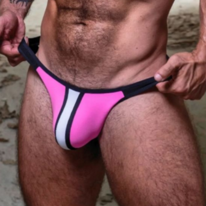 Sportieve roze jockstrap van Sparta’s Harness. Perfect voor gay mannen en te koop bij Flavourez.