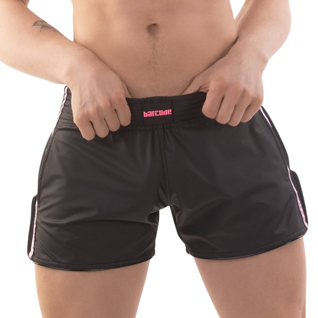 Extra korte zwarte short met roze strepen en Barcode logo. Producten van Barcode perfect voor gay mannen en te koop bij Flavourez.