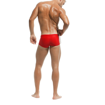 Populaire Brazilian cut zwemboxer in rood. Ontworpen door Modus Vivendi voor gay mannen en te koop bij Flavourez