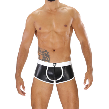 Zeer sexy zwarte vegan leather fetish boxer met open ‘bottom’, ontworpen door Tof Paris en te koop bij Flavourez.