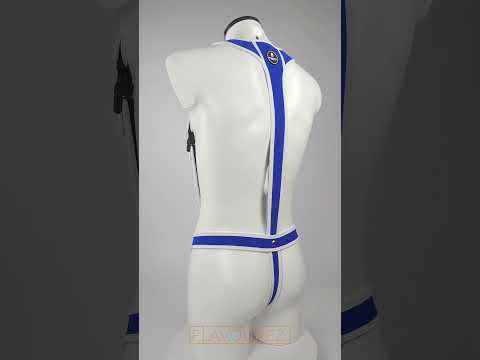 Stoere blauwe heren singlet, ontworpen door het Italiaanse modehuis Sparta’s Harness perfect voor gay mannen en te koop bij Flavourez.