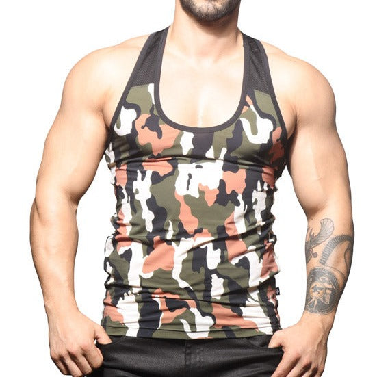 Stoere tank top mest camouflage print en zwarte mesh halters, ontworpen door het succesvolle Amerikaanse gay merk Andrew Christian. Perfect voor gay mannen en te koop bij Flavourez.