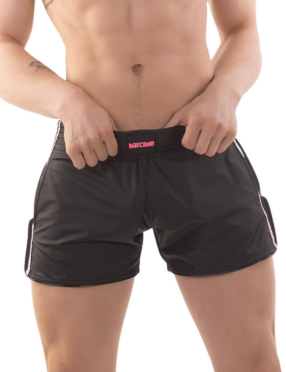 Extra korte zwarte short met roze strepen en Barcode logo. Producten van Barcode perfect voor gay mannen en te koop bij Flavourez.