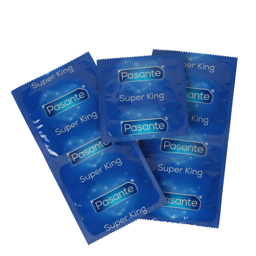 Pasante Super King condooms hebben een nominale breedte van 69 mm en zijn geschikt voor een XXXL penis. XXXL condooms koop je bij Flavourez
