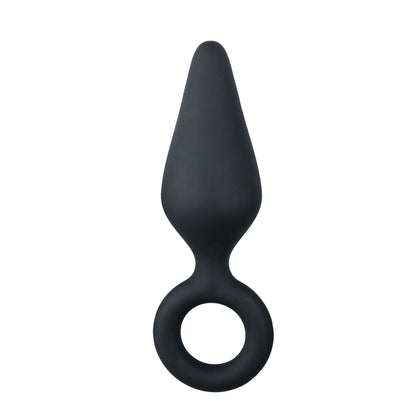 Zwarte butt plug van EasyToys, 12 cm lang en makkelijk uitneembaar door de trekring. Deze butt plug en andere EasyToys producten zijn te koop bij Flavourez.